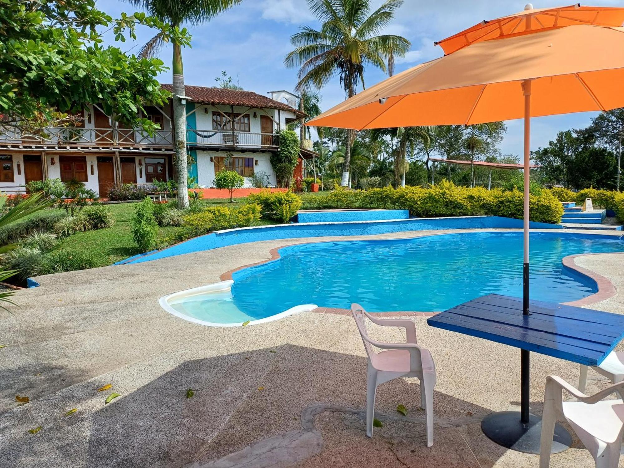 Finca Hotel Palmas Frente A Panaca Quimbaya Ngoại thất bức ảnh